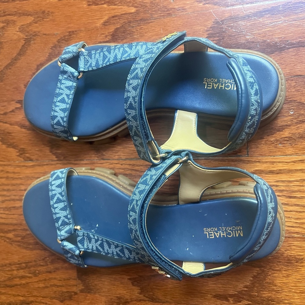 Michael Kors Navy Logo Strap Sandals for Women - Picture 4 of 9